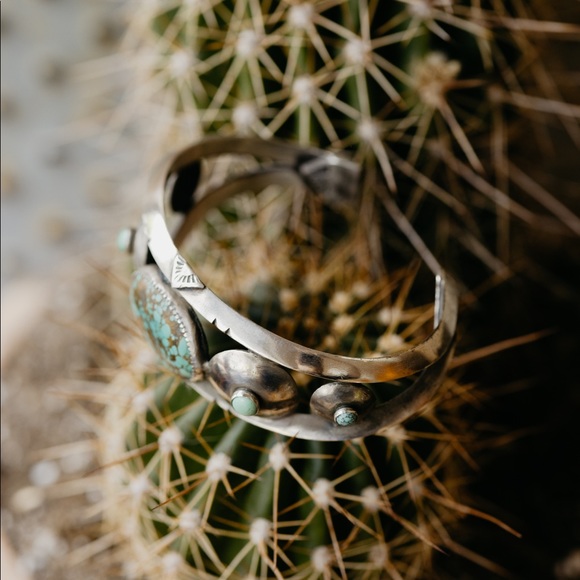 Handmade turquoise and sterling silver cuff.  61mm wide - Picture 3 of 3